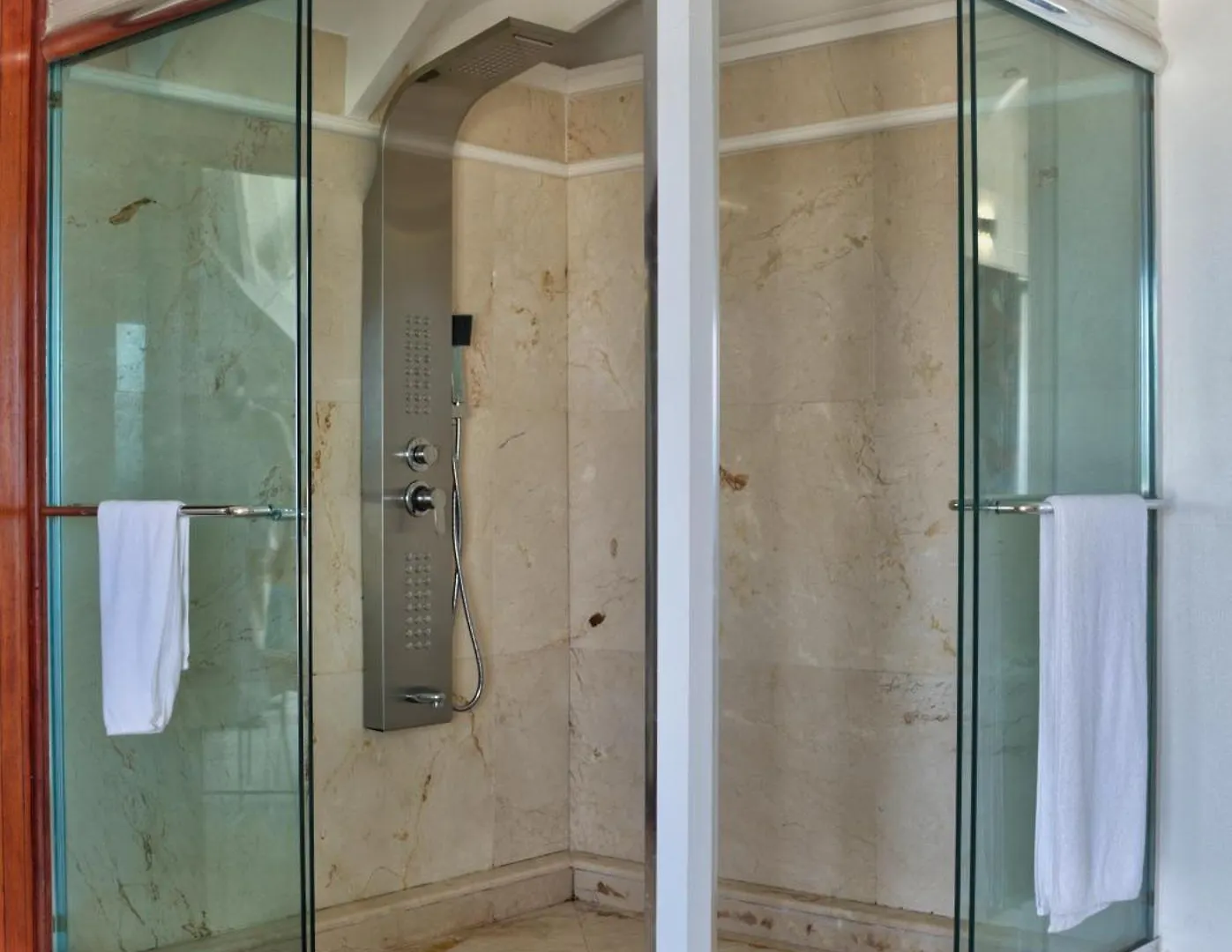 Penthouse Dominick Apartamento Cupecoy  0*, Cupecoy (Sint Maarten) São Martinho